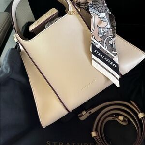 Strathberry Arkshell Cream/Oat Shoulder Bag